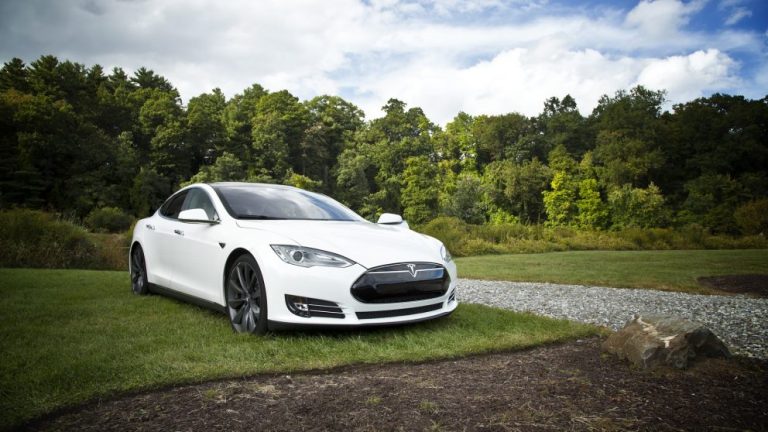 10 Cheap Electric Cars Canada Loves! Car rentals in Toronto